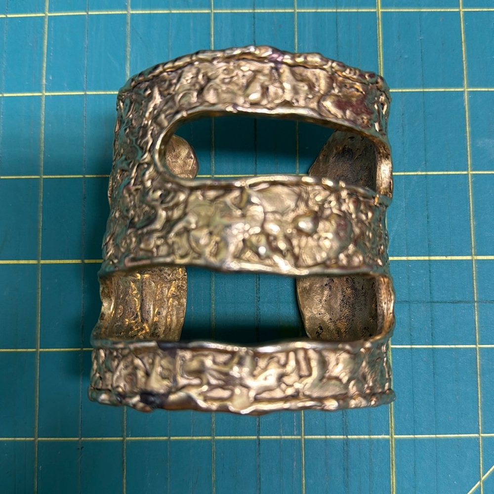Vintage chunky brass cuff